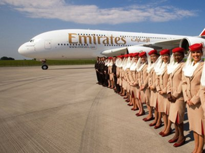 H Εmirates αναζητεί αεροσυνοδούς