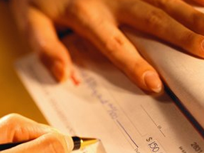 Έστειλαν επιταγή 1 δισ. δολαρίων σε σχολείο της Καλαμαριάς! Έστειλαν επιταγή 1 δισ. δολαρίων σε σχολείο της Καλαμαριάς!