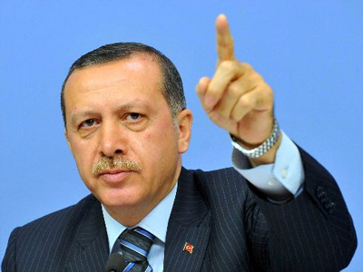 Ο Ερντογάν μηνύει τον πολιτικό του αντίπαλο