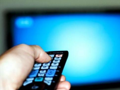 Λιγότερη τηλεόραση είδαν οι Έλληνες τη σεζόν 2012-2013