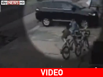 Ανήλικος παρασύρθηκε από τζιπ και σώθηκε!