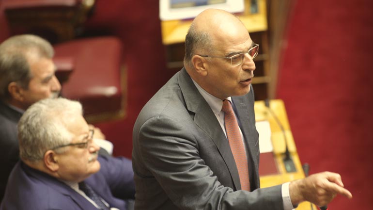 Δένδιας: Είτε πέφτει η κυβέρνηση, είτε κάνετε πρόταση μομφής εναντίον της Ζωής