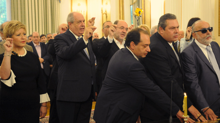 Ποιοι υπουργοί δεν ορκίστηκαν μαζί με τους συναδέλφους τους;