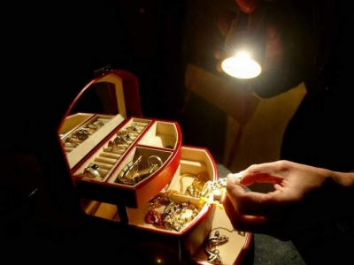 Xίος: Αδειούχος από τις φυλακές διέρρηξε σπίτι και άρπαξε κοσμήματα