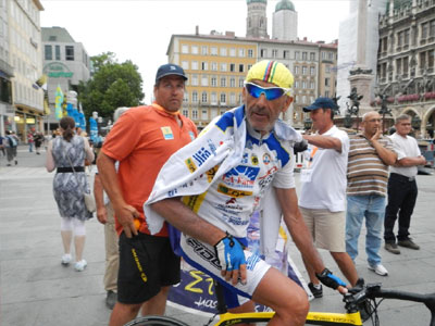 Έφθασε στο Μόναχο ο Στέλιος!