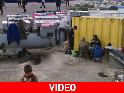 Μυτιλήνη: Οι μετανάστες κοιμούνται κάτω από τα αυτοκίνητα για να μην βρέχονται