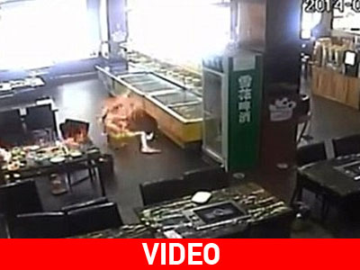 Πελάτες εστιατορίου παραλίγο να καούν ζωντανοί από «φλεγόμενο» πιάτο