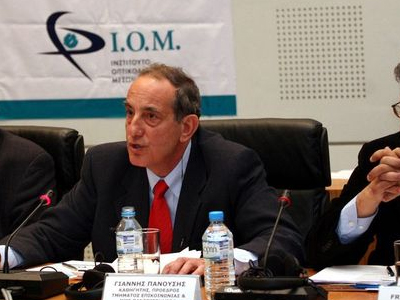 Eπιμένουν οι Αν. Έλληνες για την παραίτηση Καράκωστα