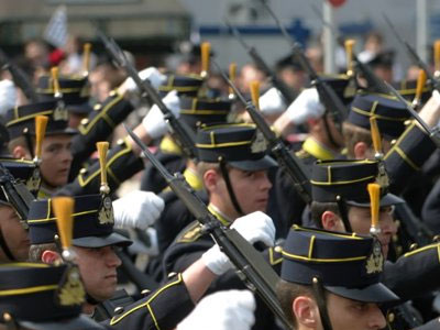 Αντισυνταγματικός ο νόμος για καθ’ υπέρβαση εισαγωγή παιδιών πολυτέκνων σε στρατιωτικές σχολές