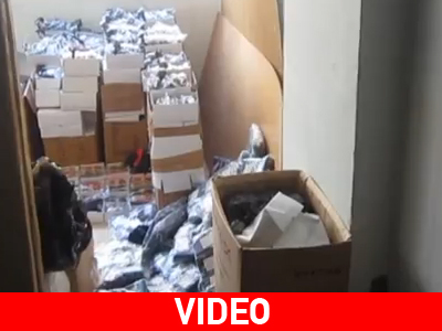 Αποθήκη με προϊόντα-μαϊμού βρέθηκε στην Ομόνοια