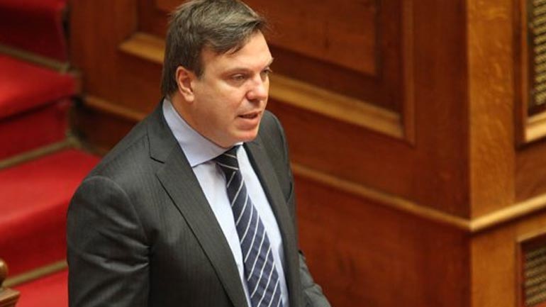 Πεταλωτής: Η κυβέρνηση εξυπηρετεί μικροσυμφέροντα χτυπώντας τη «Διαύγεια»