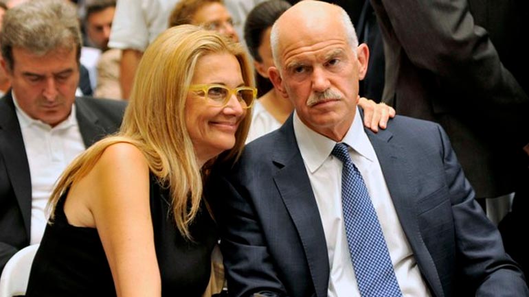 Διαψεύδει δημοσιεύματα περί χωρισμού ο Γιώργος Παπανδρέου