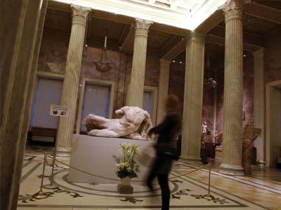 WSJ: Λανθασμένη η κίνηση του Βρετανικού Μουσείου να δανείσει το γλυπτό του Παρθενώνα WSJ: Λανθασμένη η κίνηση του Βρετανικού Μουσείου να δανείσει το γλυπτό του Παρθενώνα