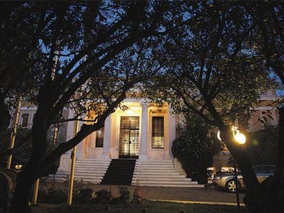 Mαξίμου: Η Ελλάδα σήμερα γύρισε σελίδα