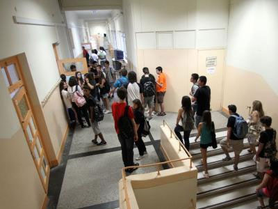 Πάτρα: Aπομακρύνεται ο εκπαιδευτικός που αυτοτραυματίστηκε εν ώρα μαθήματος