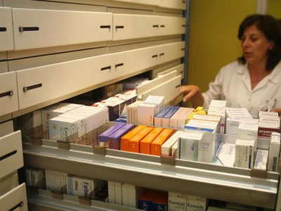 Αντιδράσεις φαρμακοποιών για συνταγές με γενόσημα Αντιδράσεις φαρμακοποιών για συνταγές με γενόσημα