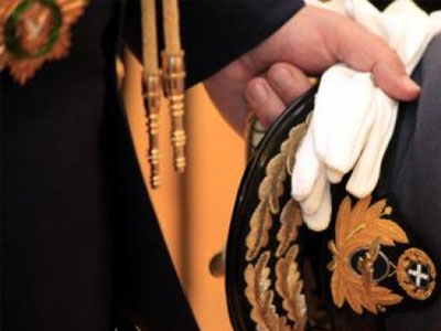 Στο 10% η μείωση στα ειδικά μισθολόγια