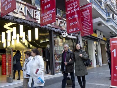 To εορταστικό ωράριο των καταστημάτων