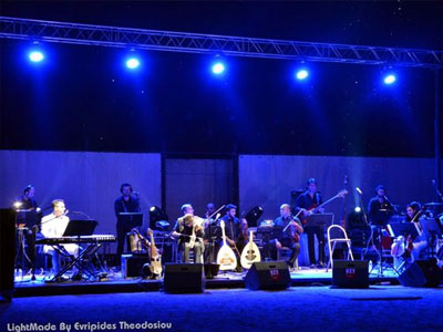 «Ρεσιτάλ» ποντιακής λύρας και καλλιφωνίας των αδελφών Τσαχουρίδη