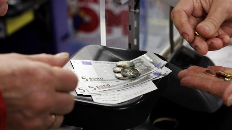 Μηνιαία παράταση για τη ρύθμιση ληξιπρόθεσμων οφειλών