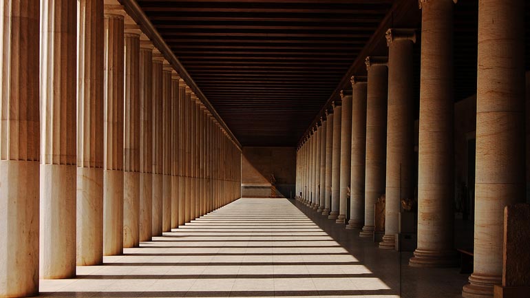 «Όχι» στην παραχώρηση της Στοάς του Αττάλου για βραδινά γκαλά