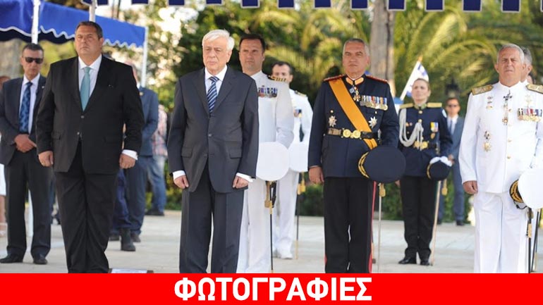 Παυλόπουλος και Καμμένος στην ορκωμοσία των νέων σημαιοφόρων των Ε.Δ.