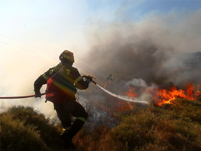 Φθιώτιδα: Φωτιά στην Ιερά Μονή Αγάθωνος