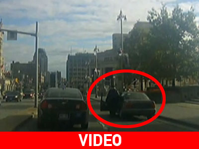 Nτοκουμέντο με τον δράστη της επίθεσης στον Καναδά Nτοκουμέντο με τον δράστη της επίθεσης στον Καναδά