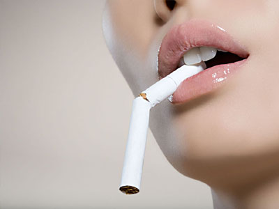 Οι γυναίκες κόβουν πιο εύκολα το τσιγάρο