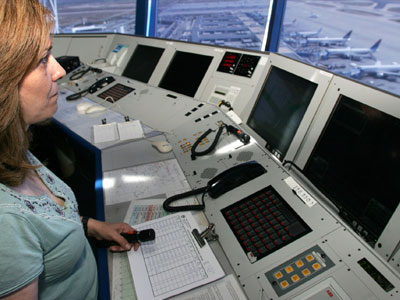 Ελεγκτές Εναέριας Κυκλοφορίας καταγγέλλουν την ΥΠΑ