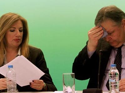 Άγρια κόντρα Βενιζέλου – Γεννηματά Άγρια κόντρα Βενιζέλου – Γεννηματά