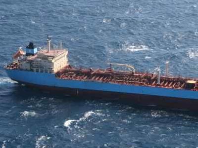 Φορτηγό πλοίο πλέει ακυβέρνητο ανοιχτά της Άνδρου