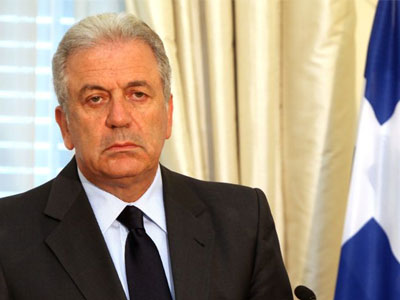 Επίτροπος για την Μετανάστευση ο Αβραμόπουλος