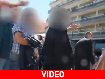 Πολίτες αποδοκίμασαν βουλευτή της Χρυσής Αυγής