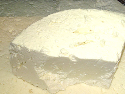 Έλεγχοι κατά της διάθεσης λευκού τυριού σαν φέτα