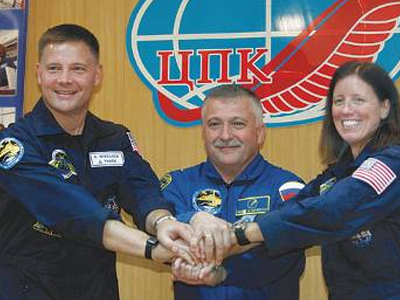 Με την ελληνική σημαία στο διάστημα…