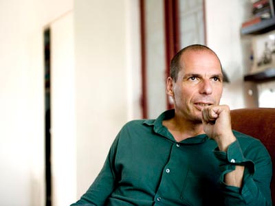 Kλείνει ραντεβού με Ντράγκι και Σόιμπλε