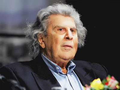 Με αφιέρωμα στον Μίκη ανοίγει αυλαία η Βαλκανική Πλατεία 2014