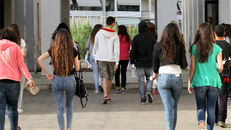 Αναστέλλεται ο ΦΠΑ 23% στην ιδιωτική εκπαίδευση