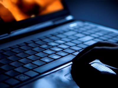 Σφακιανάκης: Τρεις 13χρονες αποκάλυψαν μεγάλη υπόθεση παιδικής πορνογραφίας!