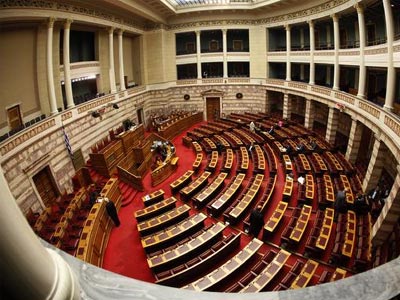 Σύγκρουση Σταϊκούρα – Σταθάκη για το πρόγραμμα του ΣΥΡΙΖΑ