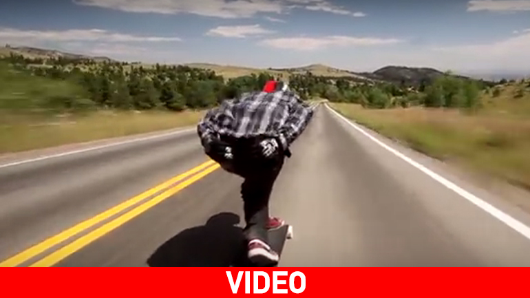 Στην κατηφόρα με Longboard (70 μίλια ανά ώρα)