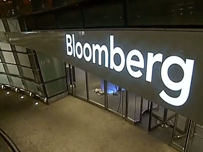 Bloomberg: «Μικρή ανάσα για τους επενδυτές η ψήφος εμπιστοσύνης»