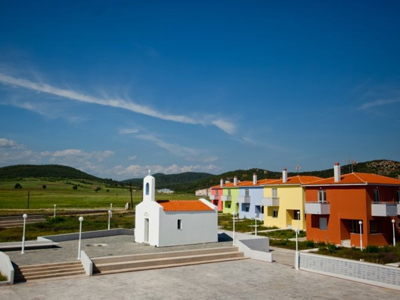 Οικονομική υποστήριξη σε 800 οικογένειες από τα Παιδικά Χωριά SOS