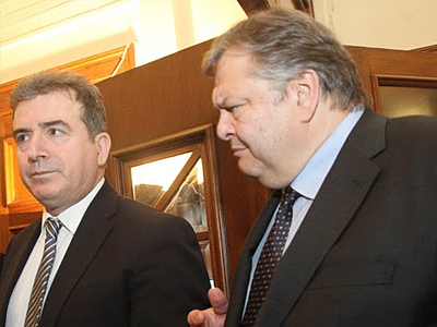 Απουσία Χρυσοχοΐδη από την επέτειο του ΠΑΣΟΚ