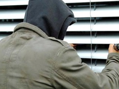 Διαρρήκτες «ξάφρισαν» σπίτι πρώην βουλευτή… Διαρρήκτες «ξάφρισαν» σπίτι πρώην βουλευτή…