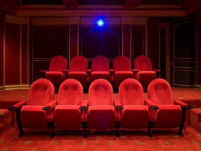 O άνεργος είναι καναλάρχης