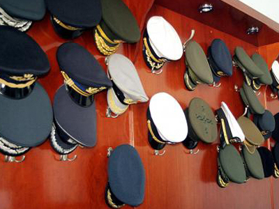 Στο εδώλιο απόστρατοι αξιωματικοί για τα φρουτάκια Στο εδώλιο απόστρατοι αξιωματικοί για τα φρουτάκια