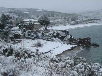 Θεσσαλονίκη: Ισχυρή χιονόπτωση στον νομό Χαλκιδικής Θεσσαλονίκη: Ισχυρή χιονόπτωση στον νομό Χαλκιδικής