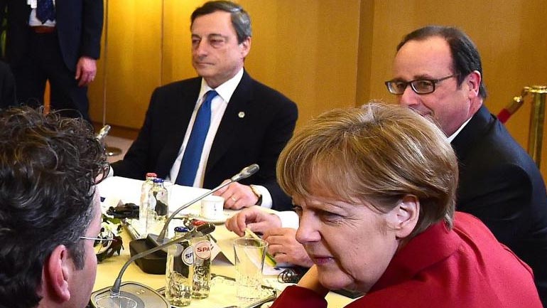 Πενταμερής συνάντηση Μέρκελ, Ολάντ, Γιούνκερ, Ντράγκι και Λαγκάρντ στο Βερολίνο